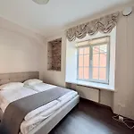 Pilies8 Luxury